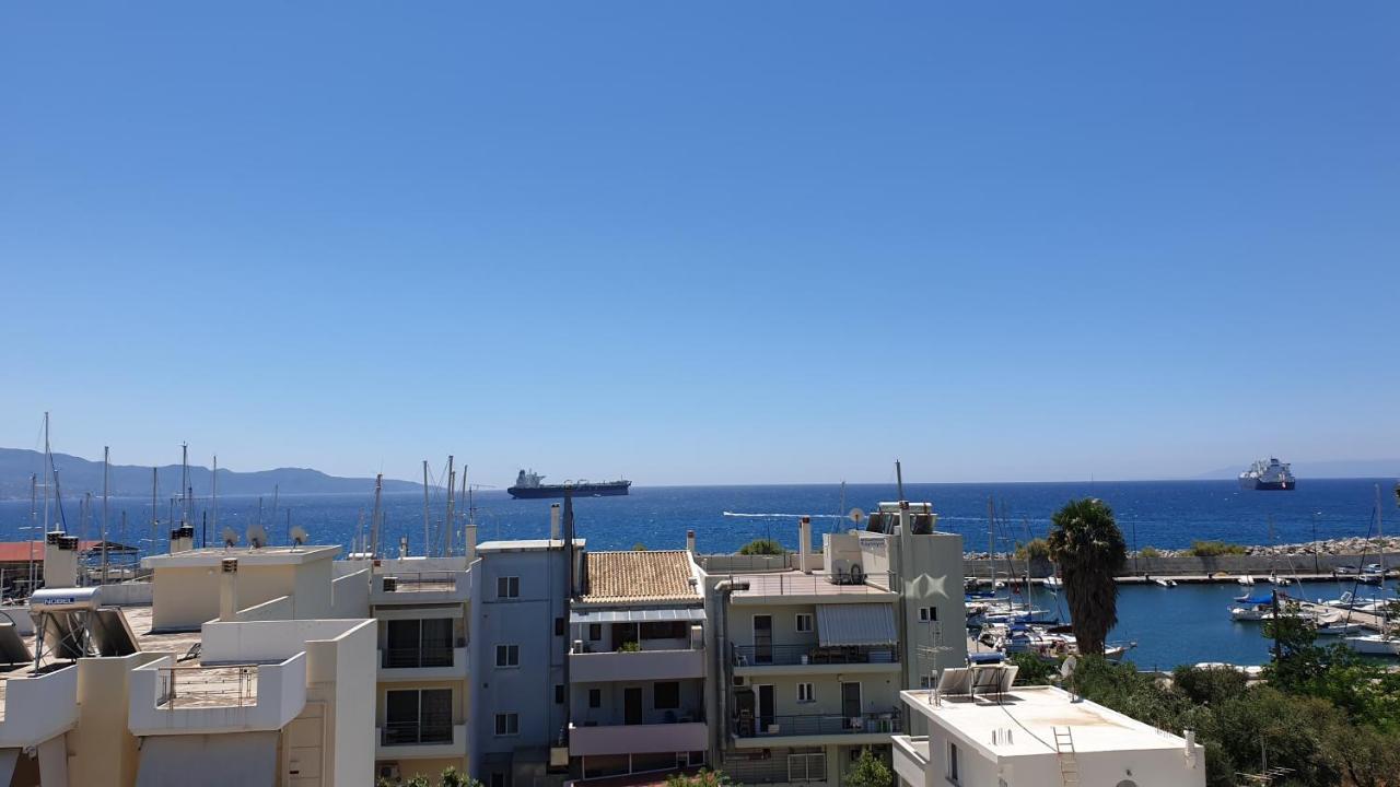 Hotel Vista Marina à Kalamata Extérieur photo