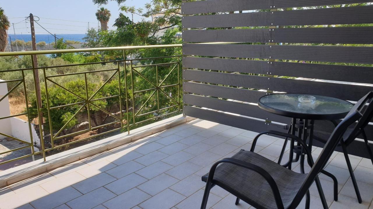 Hotel Vista Marina à Kalamata Extérieur photo