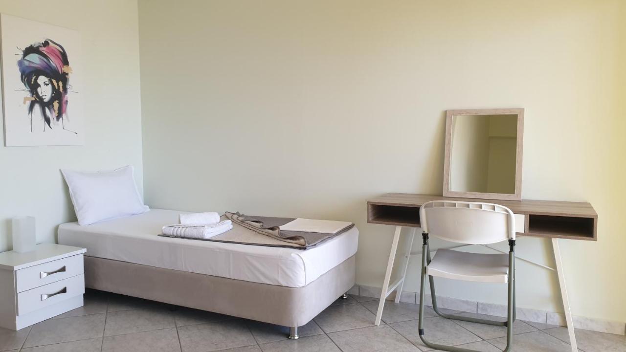 Hotel Vista Marina à Kalamata Extérieur photo
